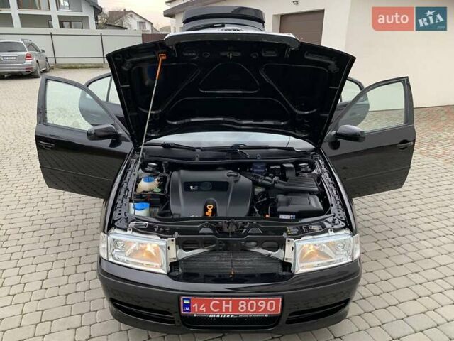 Черный Шкода Октавия, объемом двигателя 1.6 л и пробегом 151 тыс. км за 6100 $, фото 66 на Automoto.ua