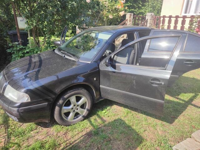 Чорний Шкода Октавія, об'ємом двигуна 1.6 л та пробігом 226 тис. км за 4800 $, фото 1 на Automoto.ua