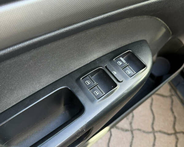 Чорний Шкода Октавія, об'ємом двигуна 1.98 л та пробігом 245 тис. км за 4200 $, фото 14 на Automoto.ua