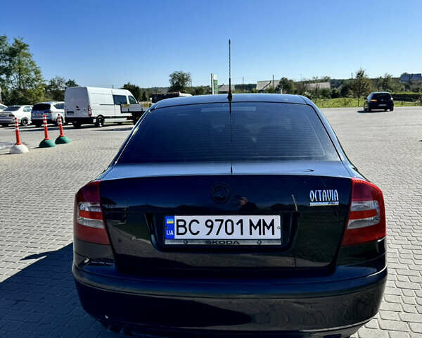 Черный Шкода Октавия, объемом двигателя 2 л и пробегом 303 тыс. км за 6600 $, фото 7 на Automoto.ua