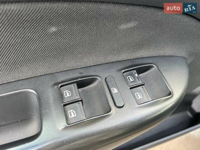 Шкода Октавия 2008 в Львове на Automoto.ua Черный Шкода Октавия, объемом двигателя 1.6 л и пробегом 132 тыс. км за 7380 $, фото 15 на Automoto.ua