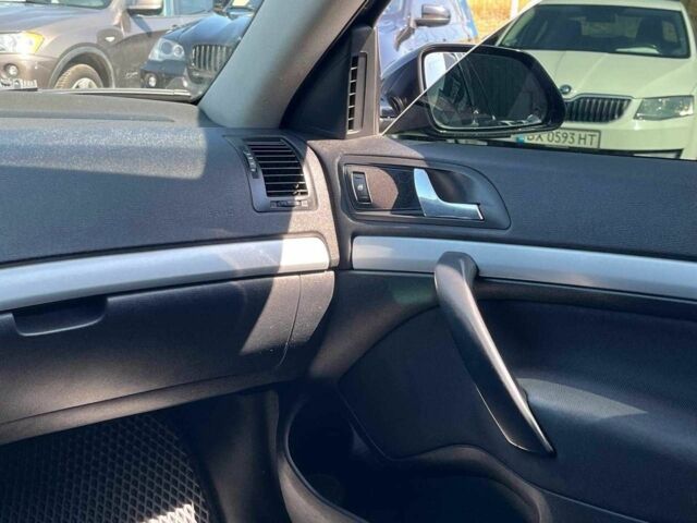 Черный Шкода Октавия, объемом двигателя 1.8 л и пробегом 345 тыс. км за 4740 $, фото 22 на Automoto.ua