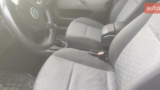 Чорний Шкода Октавія, об'ємом двигуна 1.6 л та пробігом 220 тис. км за 5100 $, фото 9 на Automoto.ua