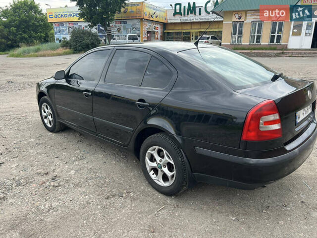 Черный Шкода Октавия, объемом двигателя 0 л и пробегом 240 тыс. км за 5700 $, фото 2 на Automoto.ua