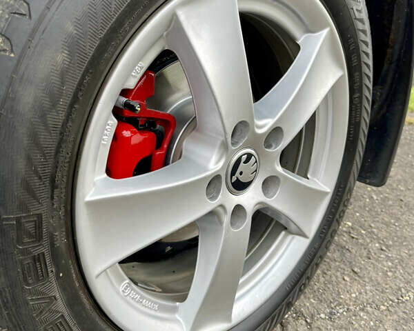 Чорний Шкода Октавія, об'ємом двигуна 1.4 л та пробігом 273 тис. км за 8100 $, фото 20 на Automoto.ua