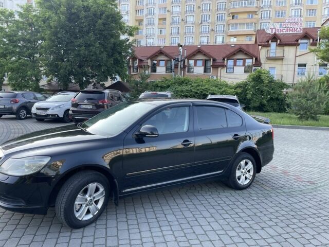 Чорний Шкода Октавія, об'ємом двигуна 1.8 л та пробігом 210 тис. км за 6550 $, фото 1 на Automoto.ua