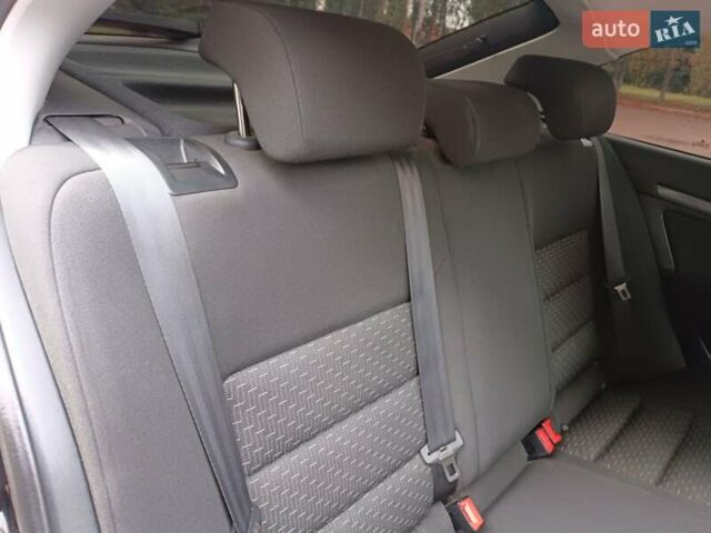 Шкода Октавия 2009 в Житомире на Automoto.ua Черный Шкода Октавия, объемом двигателя 1.6 л и пробегом 178 тыс. км за 7500 $, фото 52 на Automoto.ua