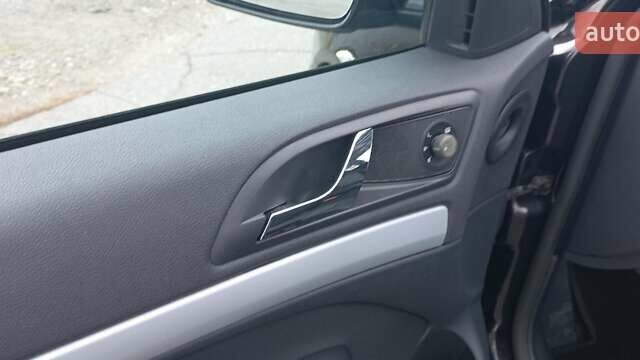 Черный Шкода Октавия, объемом двигателя 1.6 л и пробегом 145 тыс. км за 9250 $, фото 34 на Automoto.ua