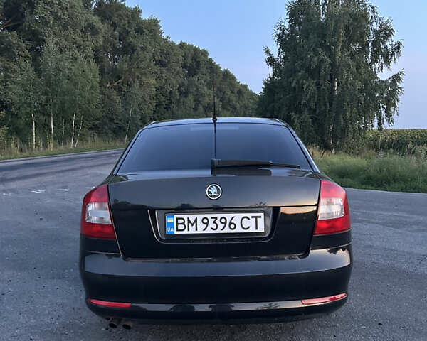 Черный Шкода Октавия, объемом двигателя 1.8 л и пробегом 260 тыс. км за 7900 $, фото 1 на Automoto.ua