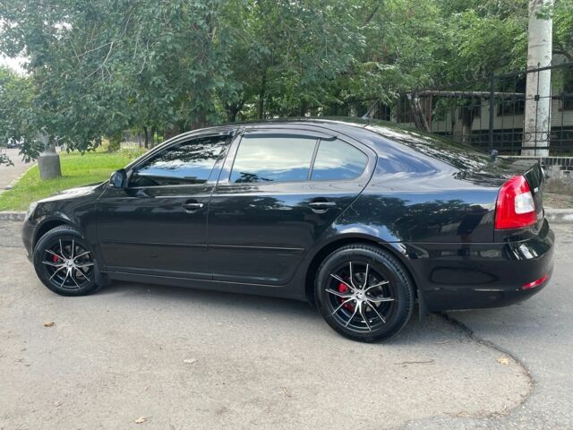 Черный Шкода Октавия, объемом двигателя 1.4 л и пробегом 202 тыс. км за 8150 $, фото 6 на Automoto.ua