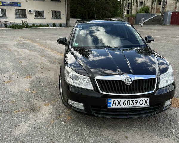 Чорний Шкода Октавія, об'ємом двигуна 1.8 л та пробігом 230 тис. км за 8900 $, фото 6 на Automoto.ua