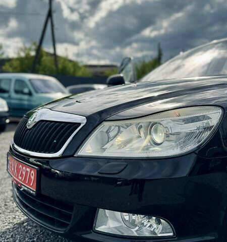 Шкода Октавія 2009 у Старокостянтинів на Automoto.ua Чорний Шкода Октавія, об'ємом двигуна 1.8 л та пробігом 204 тис. км за 8800 $, фото 8 на Automoto.ua