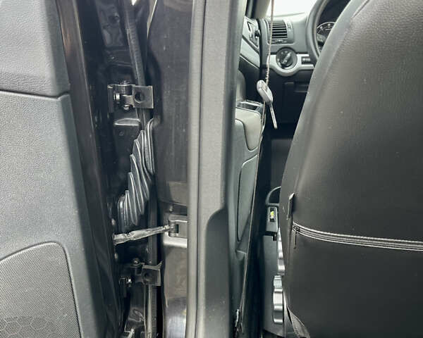 Чорний Шкода Октавія, об'ємом двигуна 1.4 л та пробігом 273 тис. км за 8100 $, фото 40 на Automoto.ua