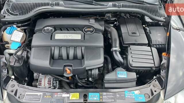 Черный Шкода Октавия, объемом двигателя 1.6 л и пробегом 145 тыс. км за 9250 $, фото 70 на Automoto.ua