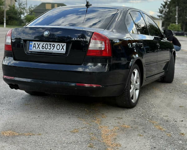 Чорний Шкода Октавія, об'ємом двигуна 1.8 л та пробігом 230 тис. км за 8900 $, фото 5 на Automoto.ua