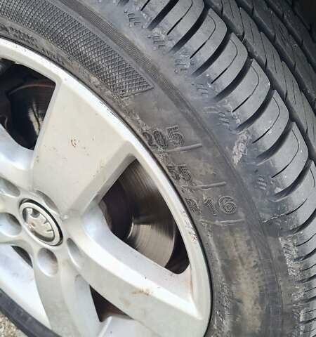 Черный Шкода Октавия, объемом двигателя 1.8 л и пробегом 228 тыс. км за 7000 $, фото 9 на Automoto.ua