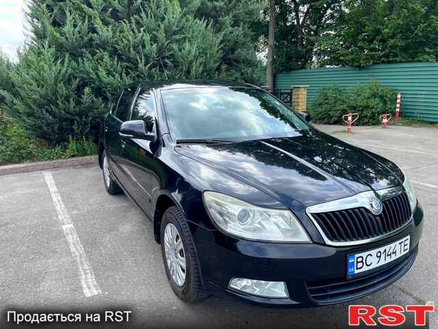 Черный Шкода Октавия, объемом двигателя 1.6 л и пробегом 127 тыс. км за 7600 $, фото 3 на Automoto.ua
