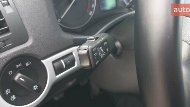 Черный Шкода Октавия, объемом двигателя 1.6 л и пробегом 145 тыс. км за 9250 $, фото 48 на Automoto.ua