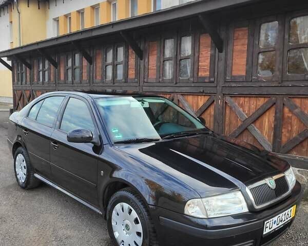 Черный Шкода Октавия, объемом двигателя 1.6 л и пробегом 197 тыс. км за 7150 $, фото 13 на Automoto.ua