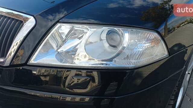 Черный Шкода Октавия, объемом двигателя 1.6 л и пробегом 145 тыс. км за 9250 $, фото 25 на Automoto.ua