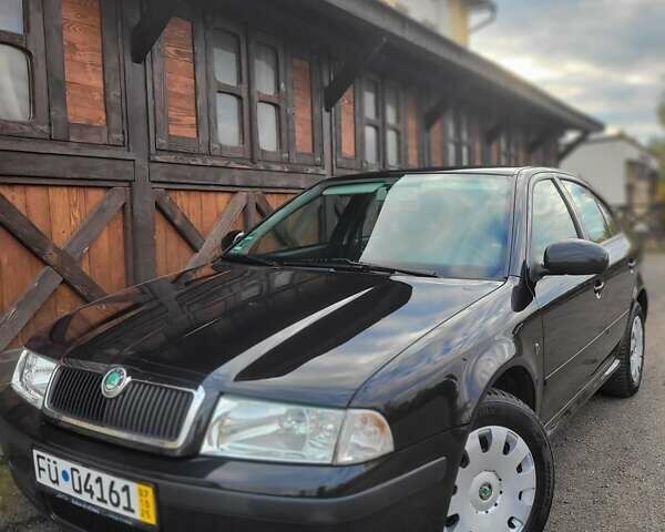 Черный Шкода Октавия, объемом двигателя 1.6 л и пробегом 197 тыс. км за 7150 $, фото 6 на Automoto.ua