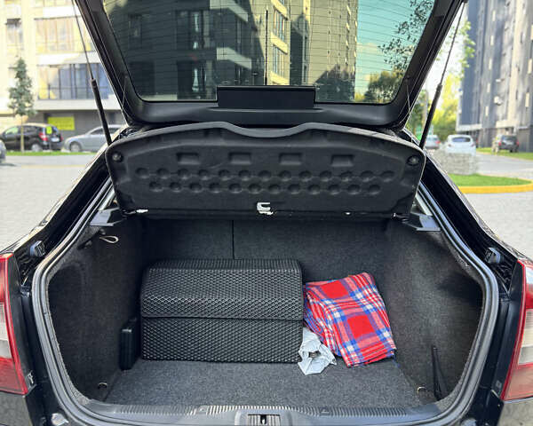 Черный Шкода Октавия, объемом двигателя 1.8 л и пробегом 295 тыс. км за 6500 $, фото 21 на Automoto.ua