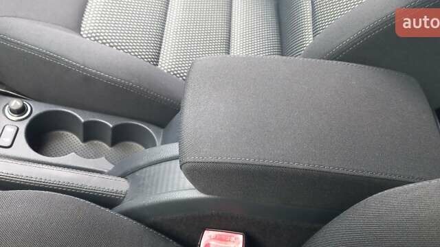 Черный Шкода Октавия, объемом двигателя 1.6 л и пробегом 145 тыс. км за 9250 $, фото 44 на Automoto.ua