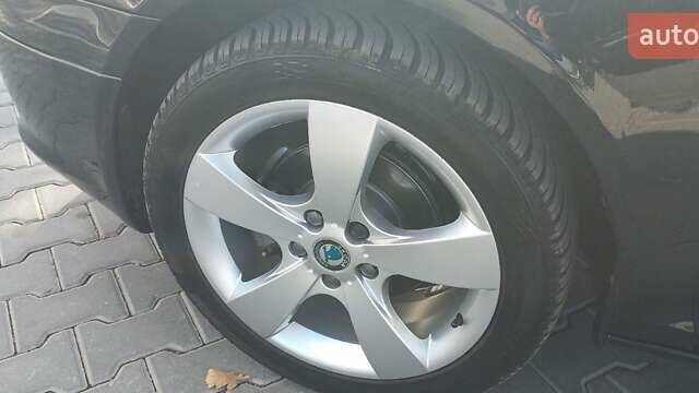 Черный Шкода Октавия, объемом двигателя 1.6 л и пробегом 145 тыс. км за 9250 $, фото 22 на Automoto.ua