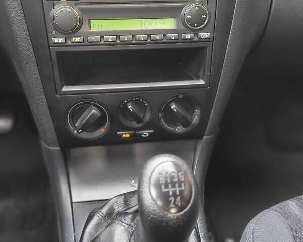 Черный Шкода Октавия, объемом двигателя 1.6 л и пробегом 197 тыс. км за 7150 $, фото 24 на Automoto.ua