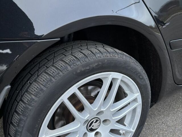 Черный Шкода Октавия, объемом двигателя 1.8 л и пробегом 211 тыс. км за 9000 $, фото 13 на Automoto.ua