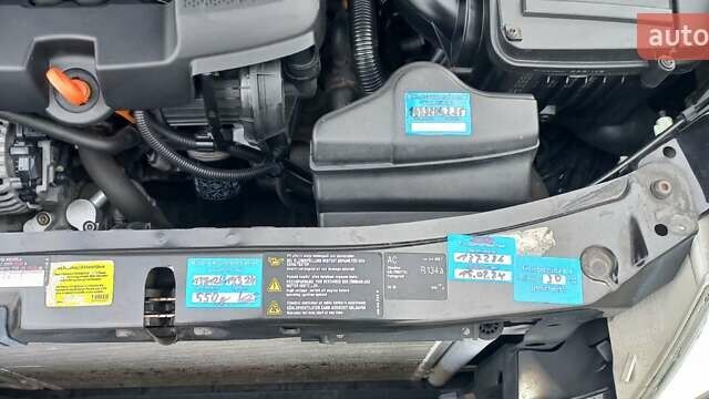 Черный Шкода Октавия, объемом двигателя 1.6 л и пробегом 145 тыс. км за 9250 $, фото 71 на Automoto.ua