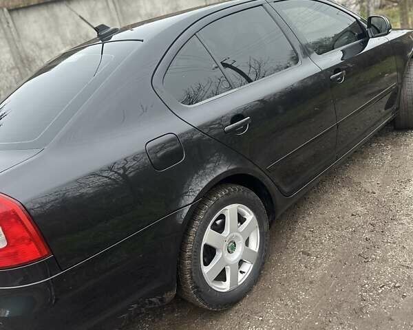 Чорний Шкода Октавія, об'ємом двигуна 1.6 л та пробігом 314 тис. км за 7300 $, фото 6 на Automoto.ua