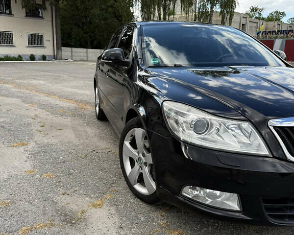 Чорний Шкода Октавія, об'ємом двигуна 1.8 л та пробігом 230 тис. км за 8900 $, фото 7 на Automoto.ua