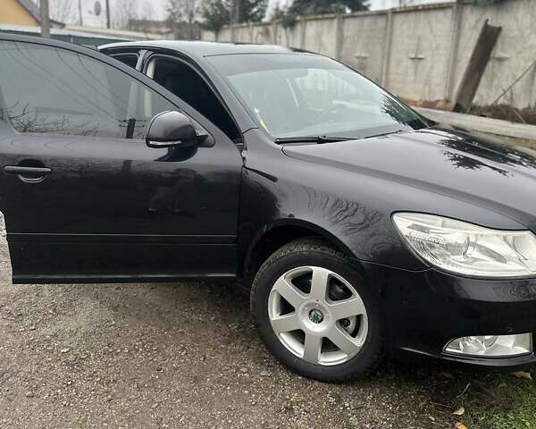 Чорний Шкода Октавія, об'ємом двигуна 1.6 л та пробігом 314 тис. км за 7300 $, фото 5 на Automoto.ua
