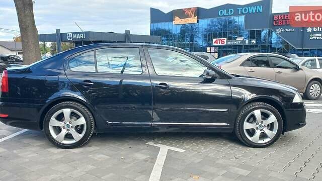 Черный Шкода Октавия, объемом двигателя 1.6 л и пробегом 145 тыс. км за 9250 $, фото 4 на Automoto.ua