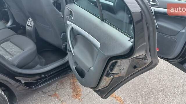 Черный Шкода Октавия, объемом двигателя 1.6 л и пробегом 145 тыс. км за 9250 $, фото 59 на Automoto.ua