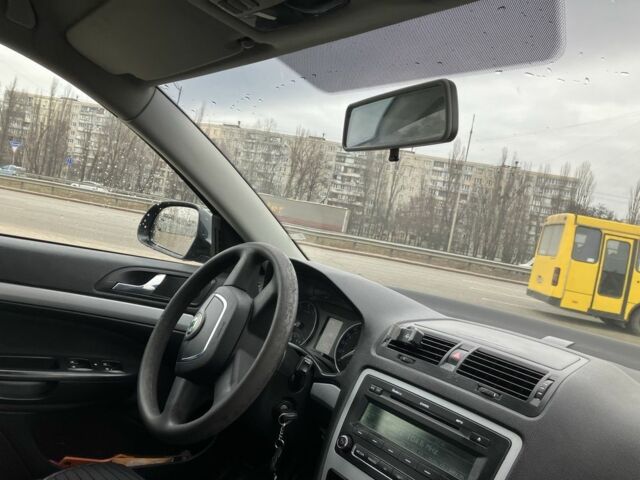 Черный Шкода Октавия, объемом двигателя 1.6 л и пробегом 367 тыс. км за 5200 $, фото 18 на Automoto.ua