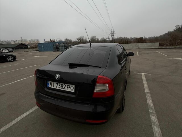 Черный Шкода Октавия, объемом двигателя 1.6 л и пробегом 164 тыс. км за 7500 $, фото 7 на Automoto.ua