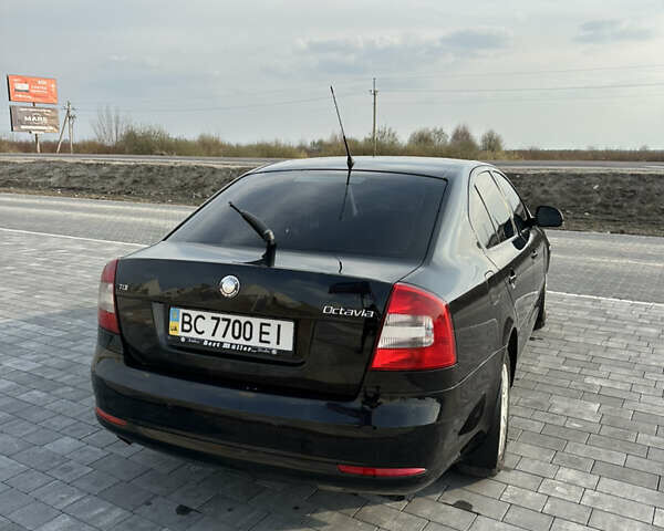 Черный Шкода Октавия, объемом двигателя 1.6 л и пробегом 226 тыс. км за 7900 $, фото 5 на Automoto.ua