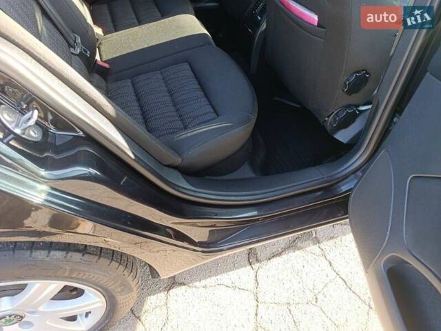 Чорний Шкода Октавія, об'ємом двигуна 1.8 л та пробігом 182 тис. км за 7600 $, фото 34 на Automoto.ua