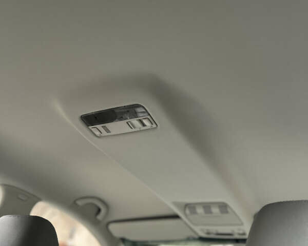 Чорний Шкода Октавія, об'ємом двигуна 2 л та пробігом 320 тис. км за 7800 $, фото 10 на Automoto.ua