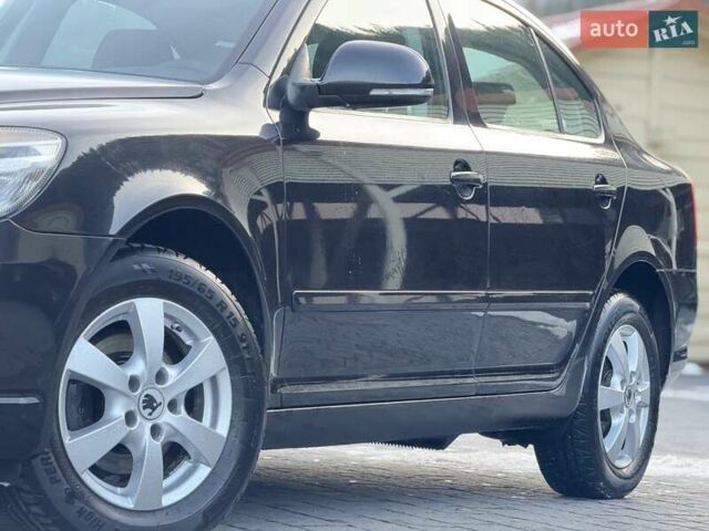 Чорний Шкода Октавія, об'ємом двигуна 1.9 л та пробігом 276 тис. км за 8800 $, фото 2 на Automoto.ua