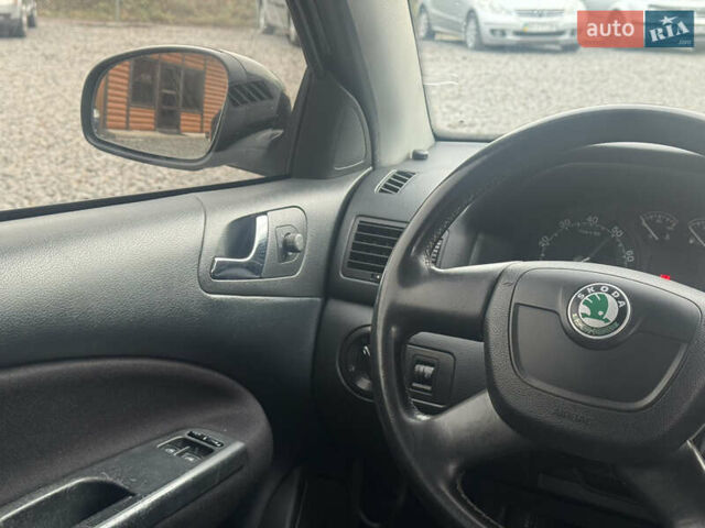 Черный Шкода Октавия, объемом двигателя 1.6 л и пробегом 173 тыс. км за 6700 $, фото 34 на Automoto.ua