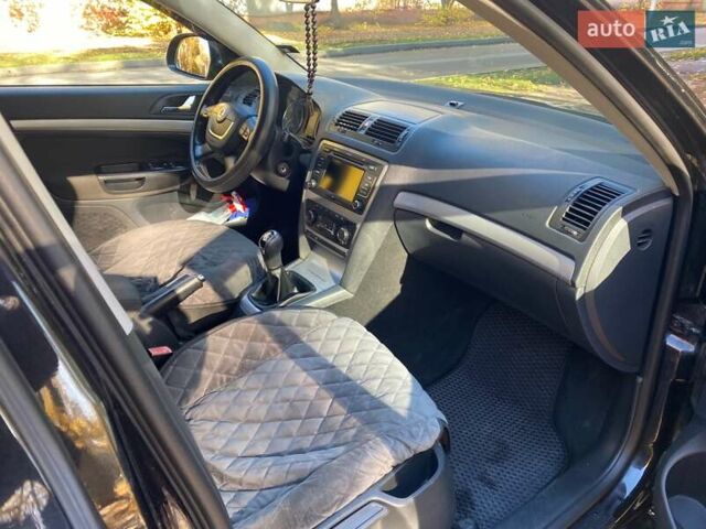 Чорний Шкода Октавія, об'ємом двигуна 1.8 л та пробігом 278 тис. км за 9100 $, фото 3 на Automoto.ua