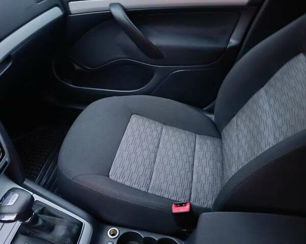 Черный Шкода Октавия, объемом двигателя 1.4 л и пробегом 165 тыс. км за 8250 $, фото 9 на Automoto.ua