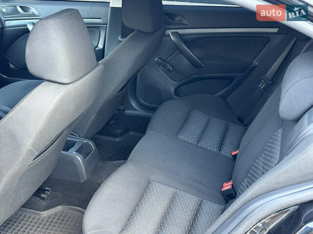 Черный Шкода Октавия, объемом двигателя 1.6 л и пробегом 178 тыс. км за 7800 $, фото 24 на Automoto.ua