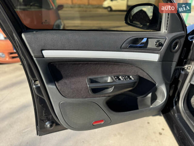 Черный Шкода Октавия, объемом двигателя 1.6 л и пробегом 230 тыс. км за 6999 $, фото 16 на Automoto.ua