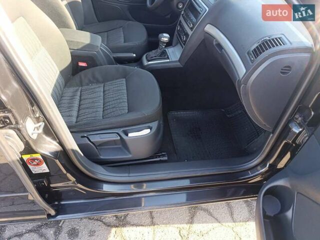 Чорний Шкода Октавія, об'ємом двигуна 1.8 л та пробігом 182 тис. км за 7600 $, фото 32 на Automoto.ua