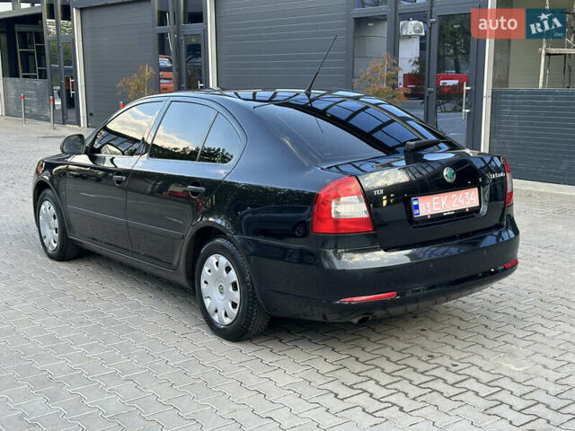 Черный Шкода Октавия, объемом двигателя 1.6 л и пробегом 178 тыс. км за 7800 $, фото 13 на Automoto.ua