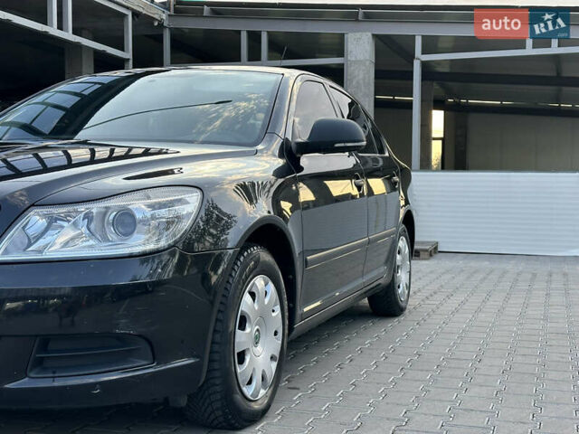 Черный Шкода Октавия, объемом двигателя 1.6 л и пробегом 178 тыс. км за 7800 $, фото 18 на Automoto.ua